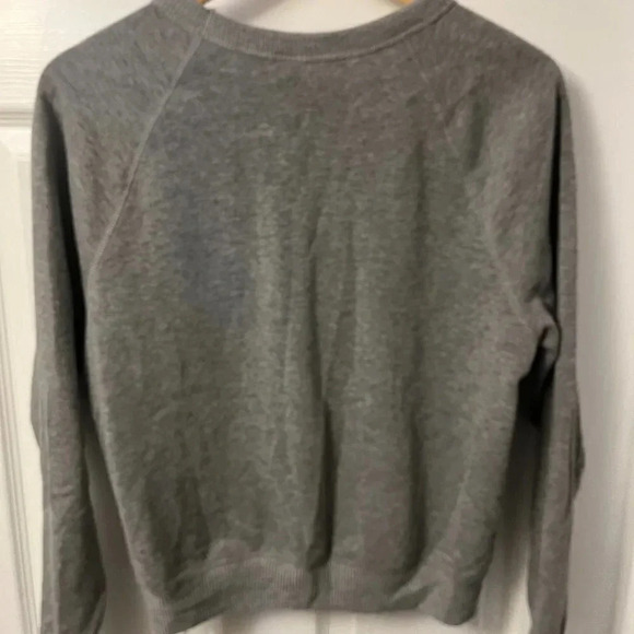 Women’s Disney Minnie Mouse Sweater XS - Picture 2 of 7